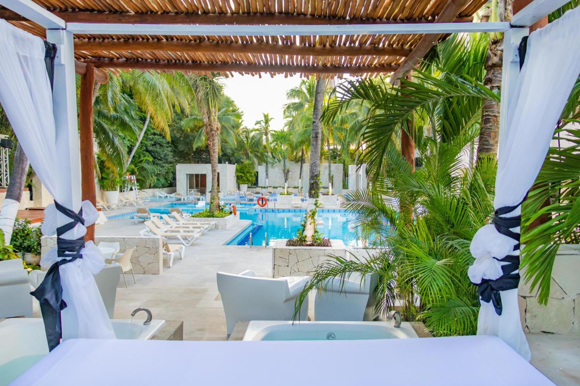 Oh! Cancun - The Urban Oasis & Beach Club (Adults Only) Cancún Exterior foto